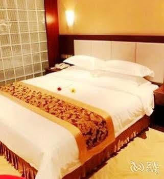 Tianhe Hotel Чънду Екстериор снимка